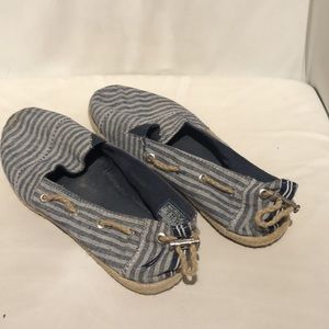 NAUTICA LOAFERS.